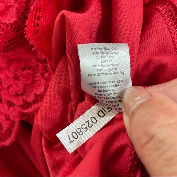 Venus Strawberry Red Lace Cold Shoulder Dress M - Picture 8 of 8